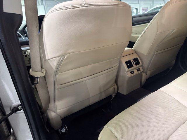 Used 2016 Subaru Outback 2.5i Limited AWD/4WD image 31