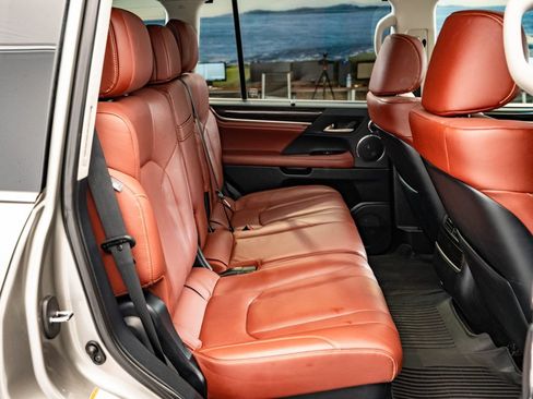 Certified 2021 Lexus LX 570 4WD w/ Luxury Package image 53
