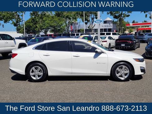 Used 2022 Chevrolet Malibu LS w/ Driver Confidence Package II FWD image 7