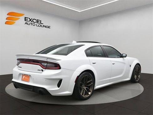 Used 2023 Dodge Charger SRT Hellcat w/ Harman/Kardon Audio Group image 5