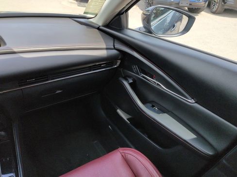 Used 2024 MAZDA CX-30 AWD 2.5 S w/ Preferred Package image 17