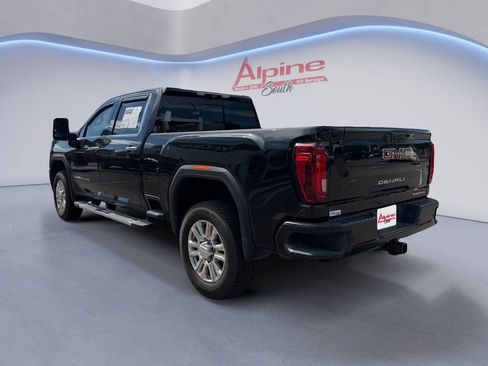 Used 2022 GMC Sierra 2500 Denali w/ Denali Ultimate Package AWD/4WD image 3