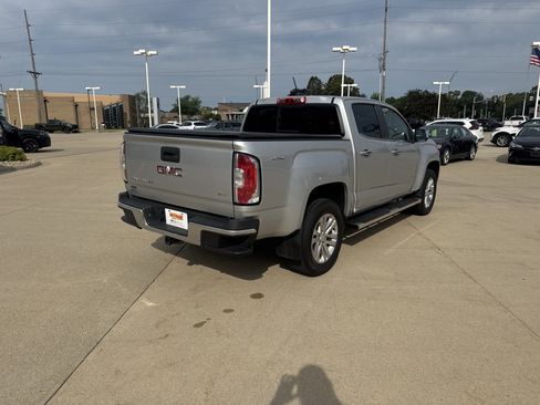 Used 2018 GMC Canyon SLT w/ Driver Alert Package AWD/4WD image 4