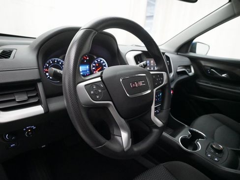 Used 2023 GMC Terrain SLE w/ Driver Convenience Package image 8