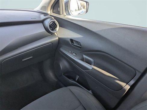 Used 2024 Nissan Kicks S image 22