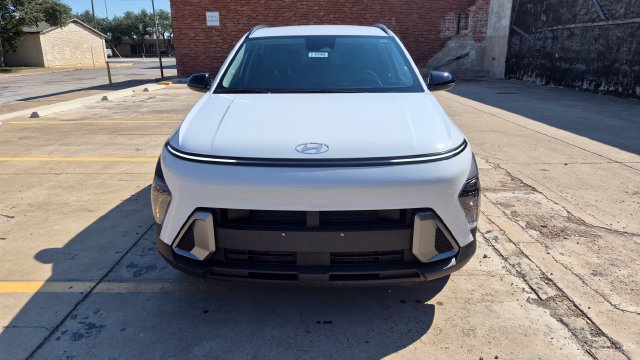 Used 2026 Hyundai Kona SEL Sport FWD image 2