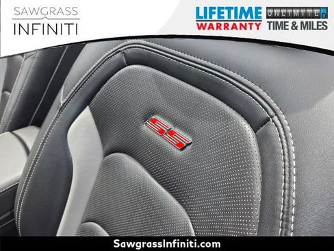 Used 2019 Chevrolet Camaro SS RWD image 22