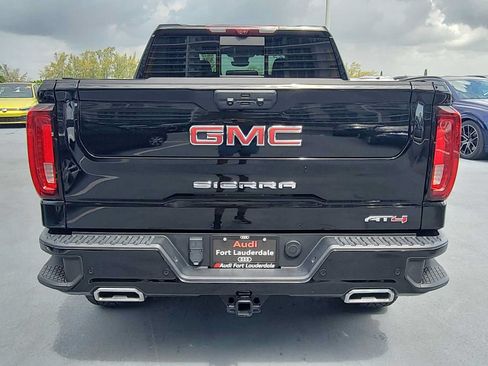 Used 2023 GMC Sierra 1500 AT4 w/ Technology Package AWD/4WD image 4