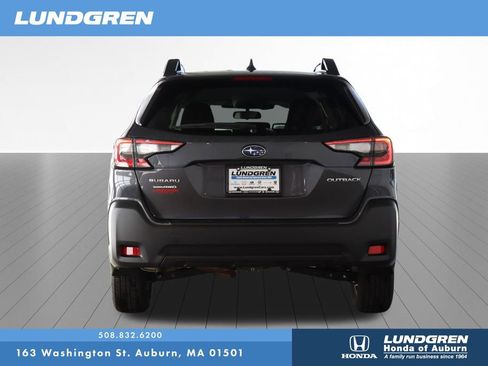 Used 2025 Subaru Outback Premium AWD/4WD image 30