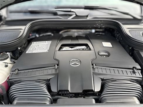 New 2026 Mercedes-Benz GLS 580 GLS 580 image 26