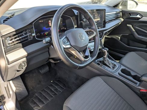 Used 2025 Volkswagen Jetta S image 14