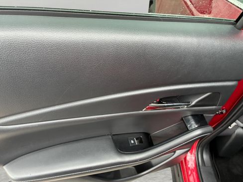 Used 2023 MAZDA CX-30 AWD 2.5 S w/ Preferred Package image 19