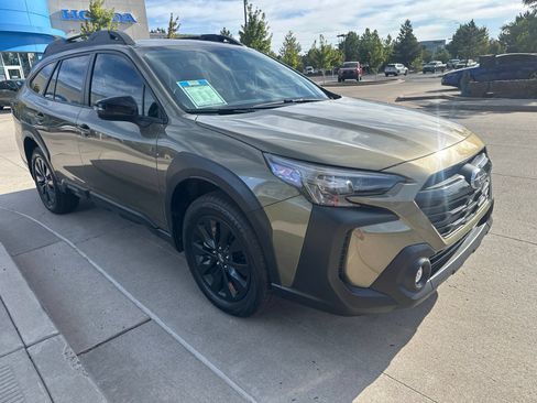 Used 2025 Subaru Outback Onyx Edition XT AWD/4WD image 7