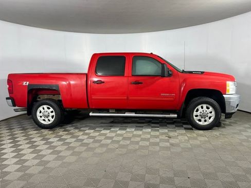 Used 2012 Chevrolet Silverado 2500 LT w/ Interior Plus Package image 4