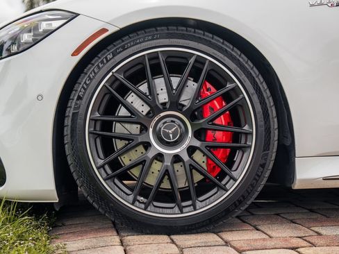 Used 2024 Mercedes-Benz S 63 AMG S image 15
