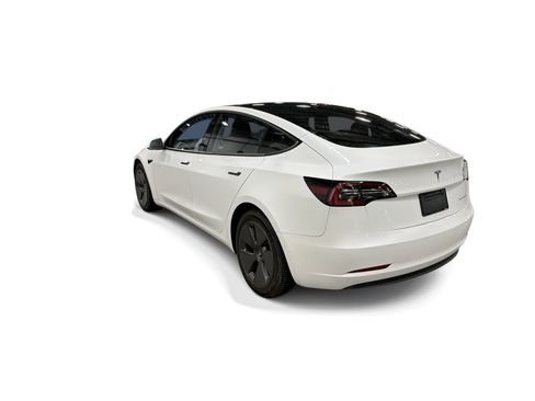 Certified 2022 Tesla Model 3 Long Range AWD/4WD image 4