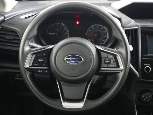 Used 2019 Subaru Crosstrek 2.0i image 16