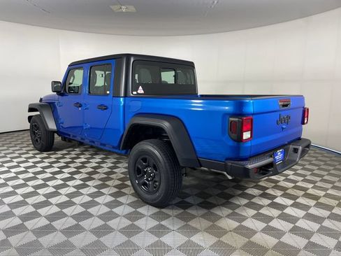 New 2026 Jeep Gladiator Sport AWD/4WD image 8