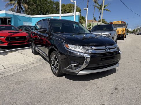 Used 2018 Mitsubishi Outlander LE FWD image 5