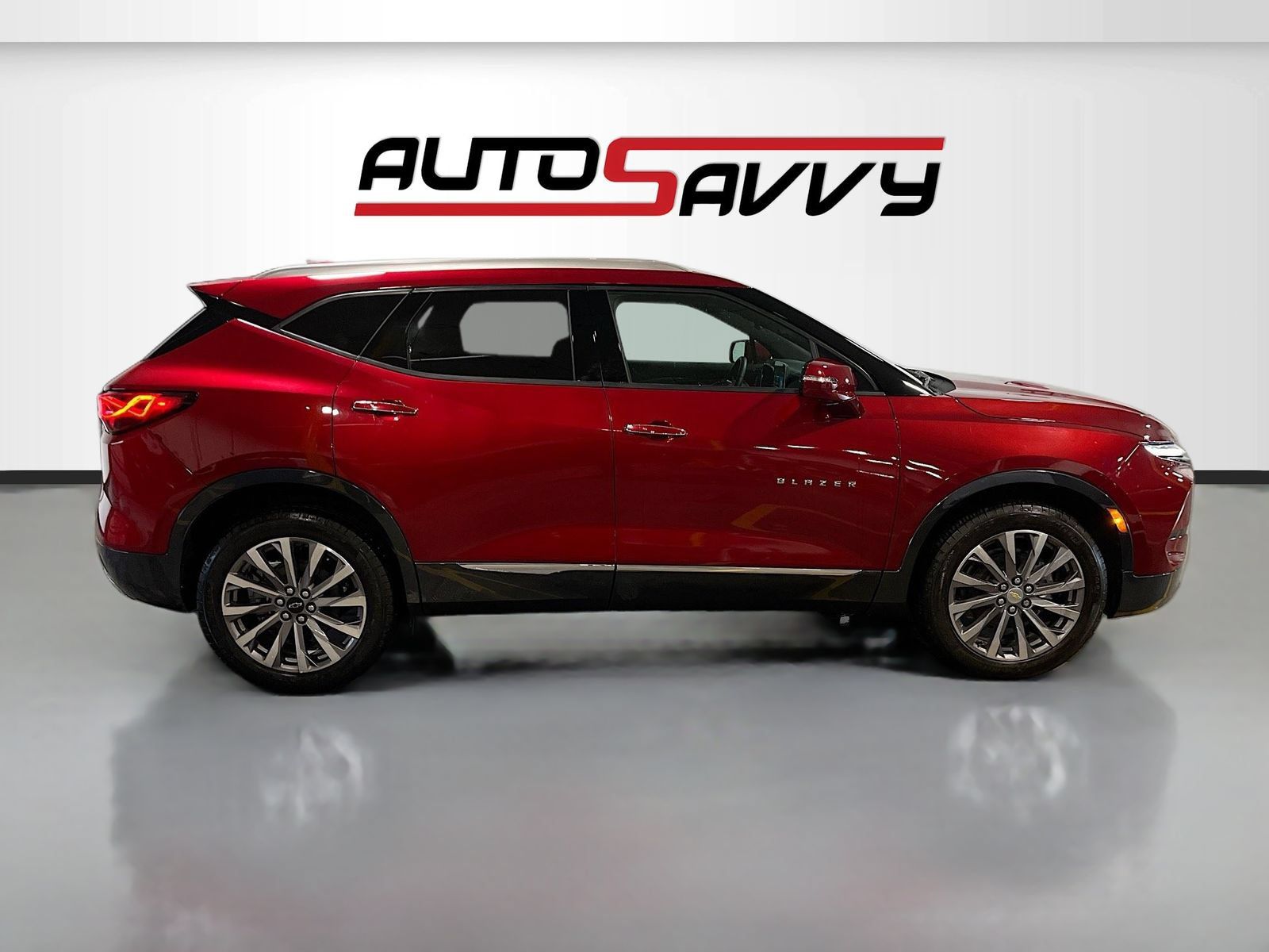 Used 2025 Chevrolet Blazer Premier w/ Driver Confidence II Package AWD/4WD image 8
