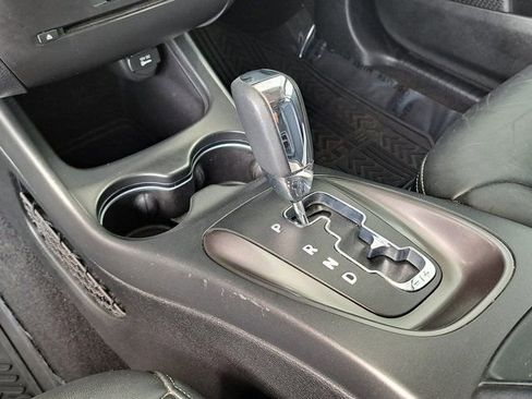 Used 2016 Dodge Journey Crossroad FWD image 19