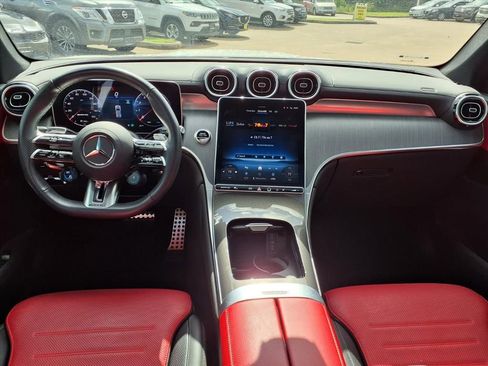 Used 2025 Mercedes-Benz GLC 43 AMG 4MATIC image 9