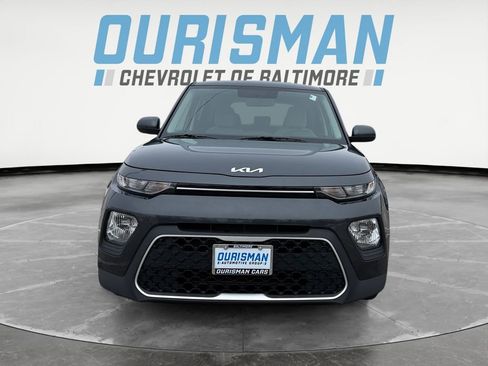 Used 2022 Kia Soul LX image 8