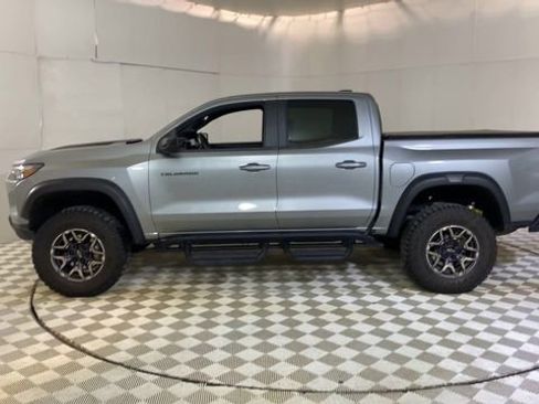 Used 2024 Chevrolet Colorado ZR2 w/ Safety Package image 5