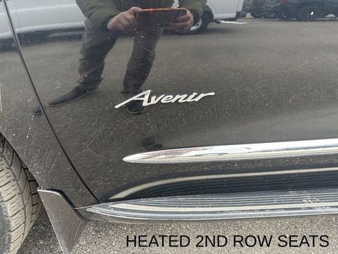 Used 2019 Buick Enclave Avenir AWD/4WD image 12
