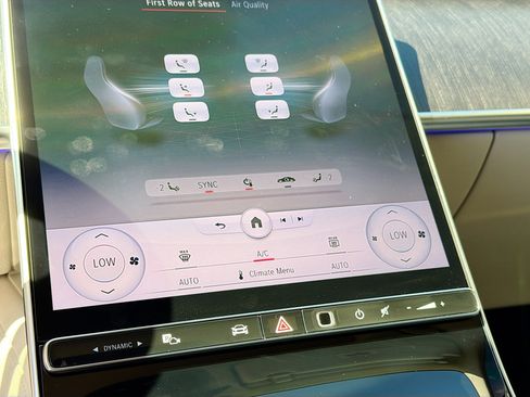 Used 2022 Mercedes-Benz S 500 4MATIC image 32