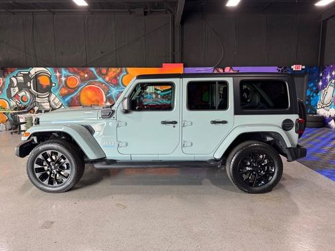 Used 2023 Jeep Wrangler Unlimited Sahara w/ Cold Weather Group AWD/4WD image 2