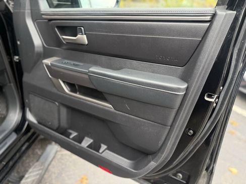 Used 2022 Toyota Tundra SR5 w/ SR5 Convenience Package image 19