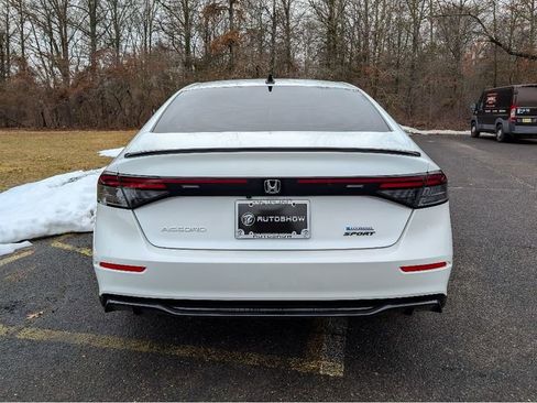Used 2024 Honda Accord Sport image 6