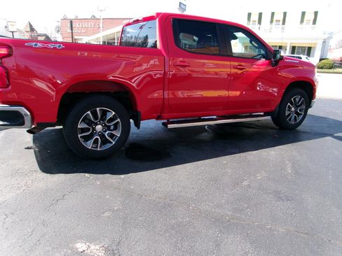 Used 2024 Chevrolet Silverado 1500 LT image 5