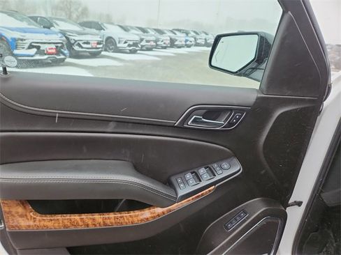 Certified 2020 Chevrolet Suburban Premier image 23
