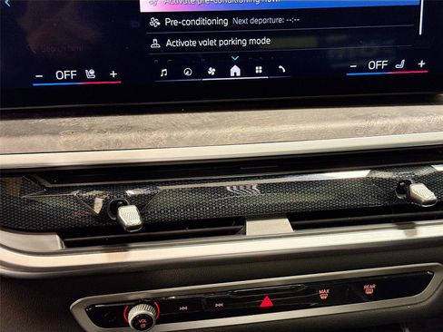 Used 2024 BMW X5 sDrive40i w/ Parking Assistance Package RWD image 16