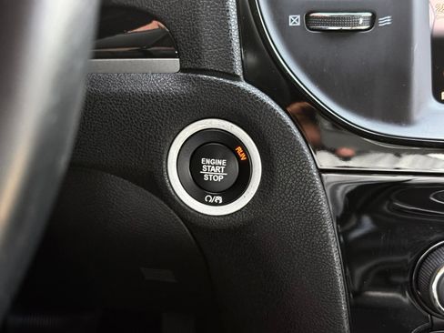 Used 2016 Chrysler 300 S RWD image 32