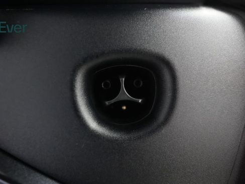 Used 2025 Tesla Model 3 Long Range RWD image 10