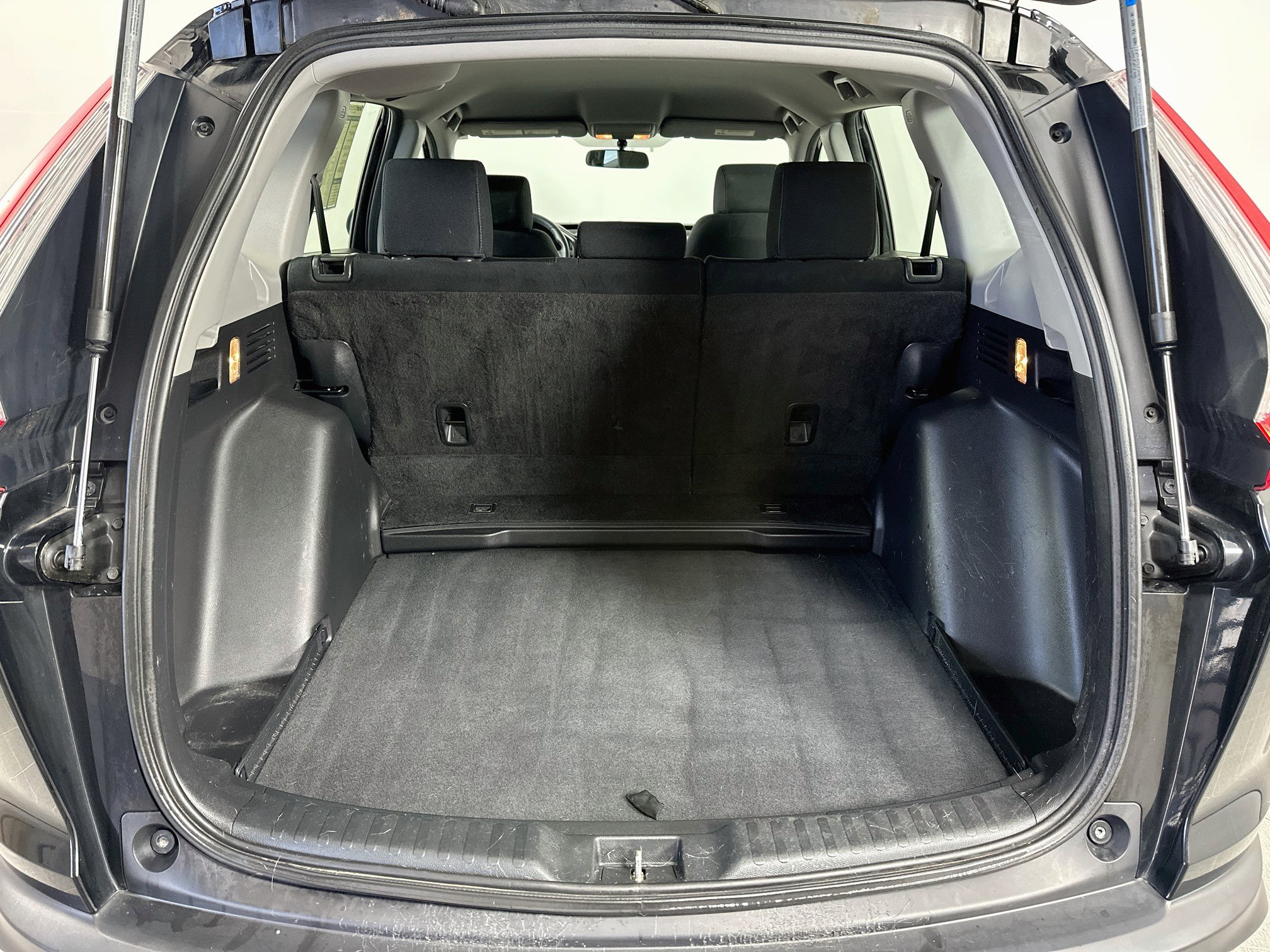 Used 2019 Honda CR-V LX image 23