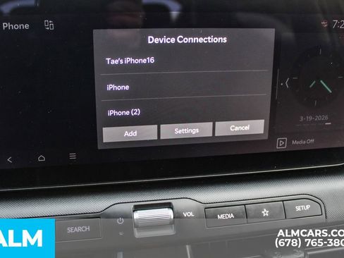 Used 2025 Kia K4 LXS image 32