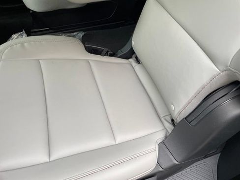 New 2026 Ford Explorer Active w/ Active Comfort Package AWD/4WD image 40