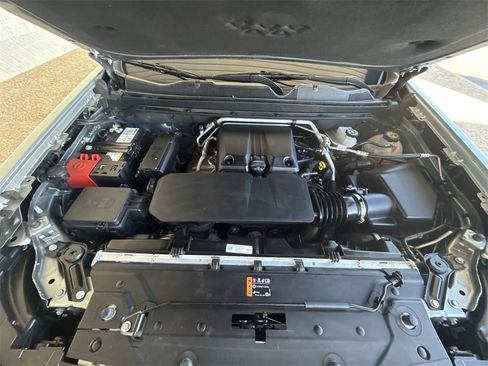 Certified 2024 Chevrolet Colorado ZR2 w/ ZR2 Bison Edition image 30