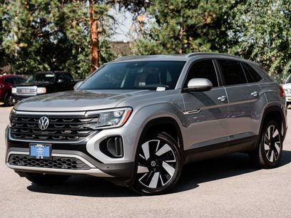 Used 2024 Volkswagen Atlas Cross Sport SE w/ Panoramic Sunroof Package