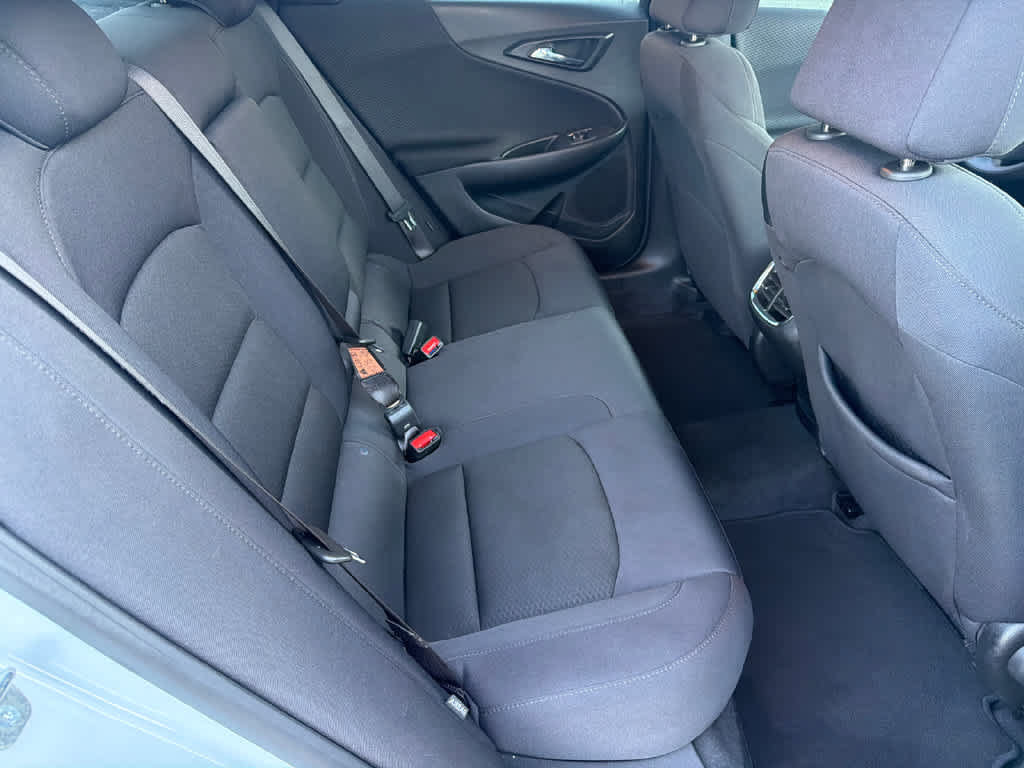 Used 2023 Chevrolet Malibu LT FWD image 16