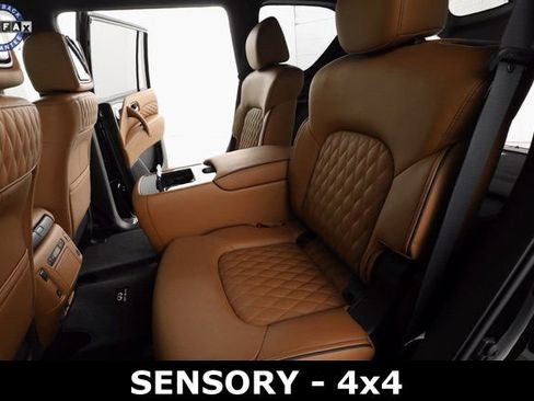 Used 2022 INFINITI QX80 Sensory image 21