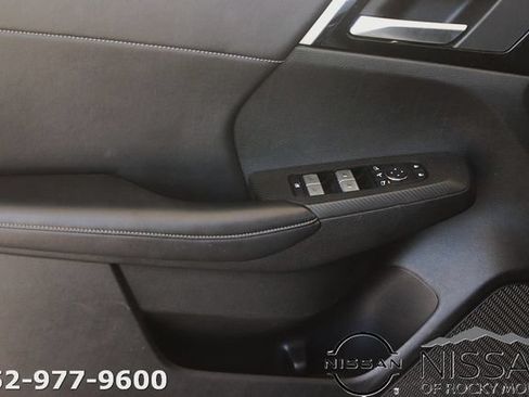 Used 2025 Mitsubishi Outlander SE AWD/4WD image 10