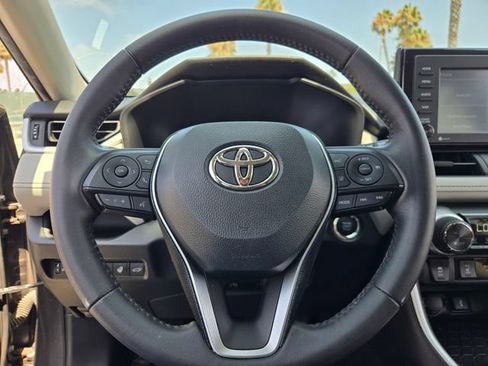 Used 2022 Toyota RAV4 XLE w/ Convenience Package AWD/4WD image 21