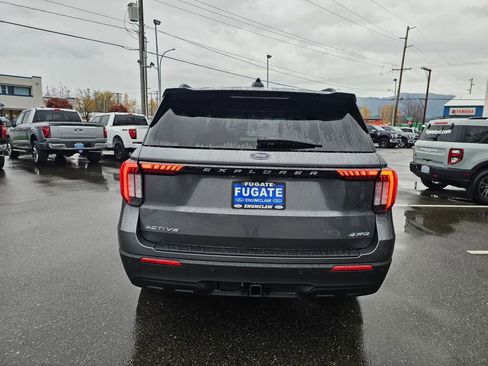 New 2026 Ford Explorer Active image 3
