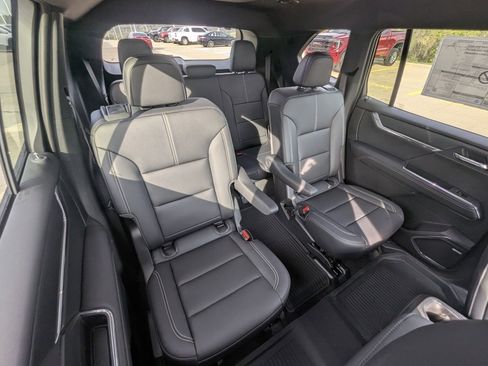 New 2026 GMC Acadia Elevation w/ Super Cruise Package AWD/4WD image 15