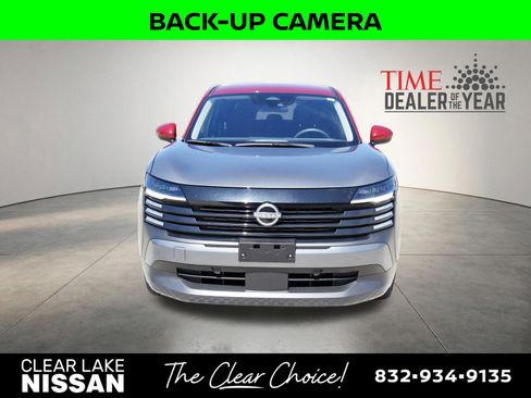 Certified 2025 Nissan Kicks SV image 2